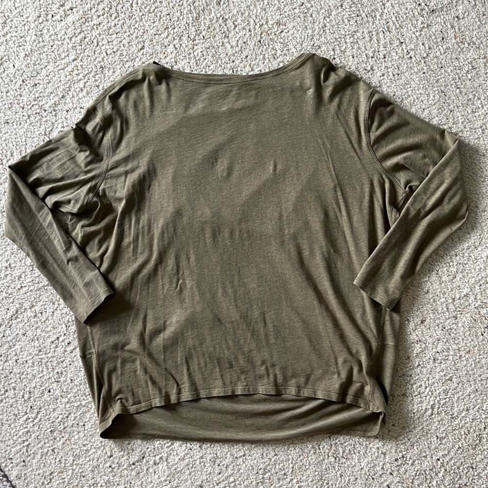 Lululemon Long Sleeve flowy shirt